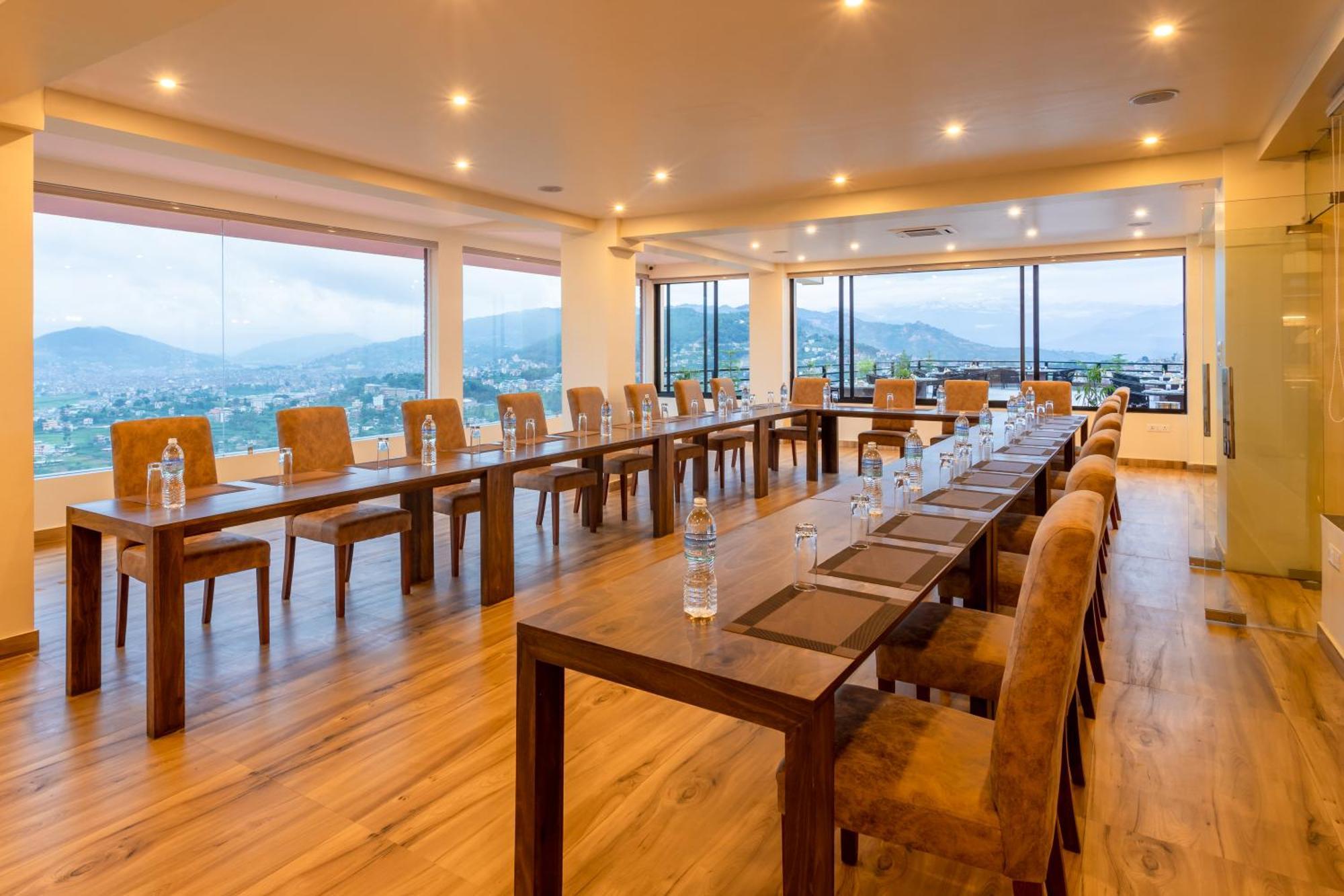 Sky Garden Resort Dhulikhel Exterior photo