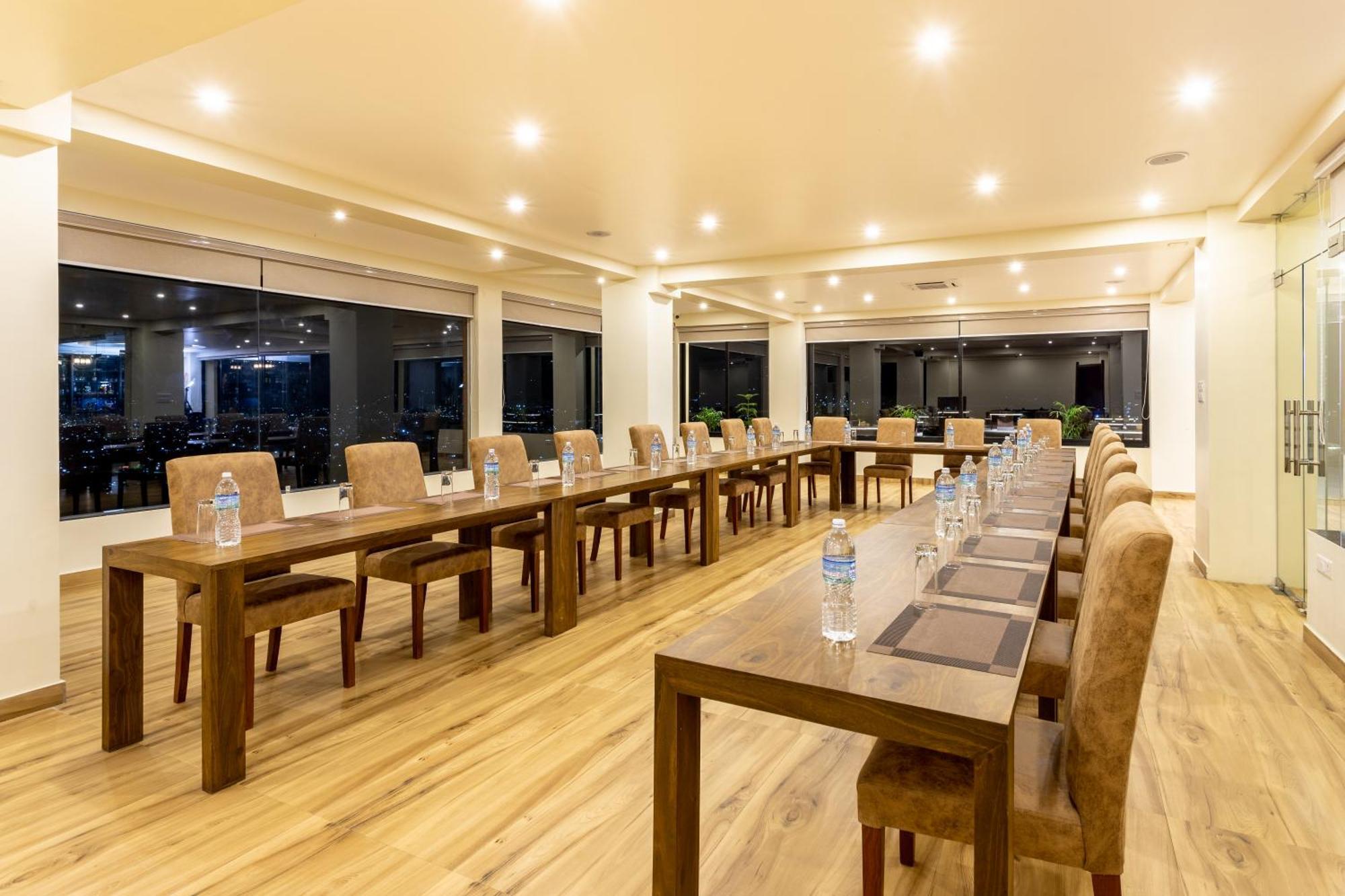 Sky Garden Resort Dhulikhel Exterior photo