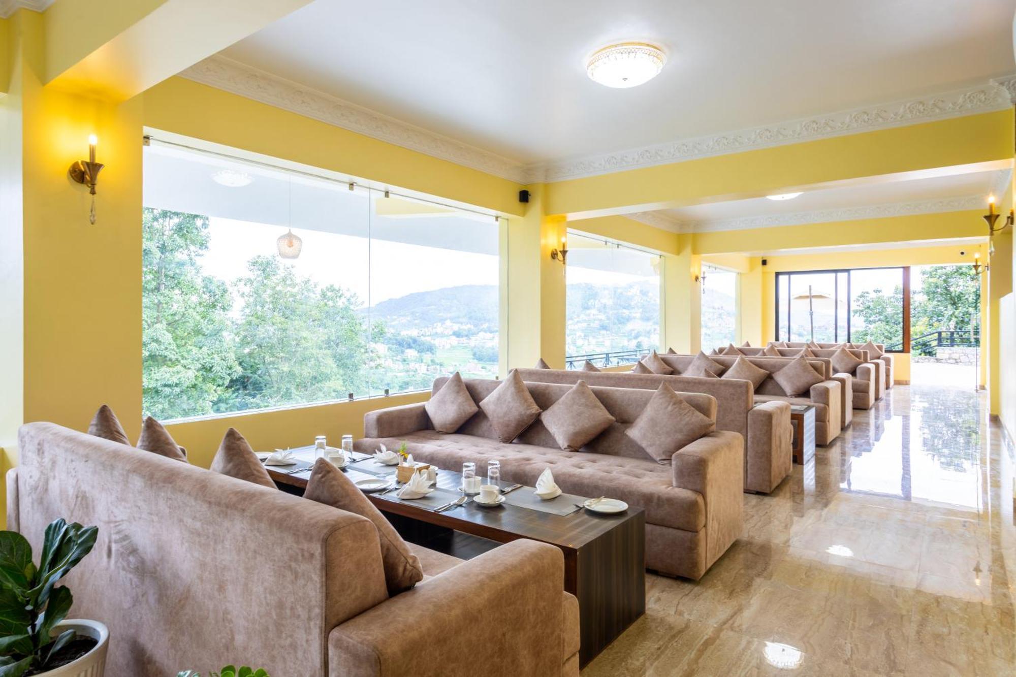Sky Garden Resort Dhulikhel Exterior photo