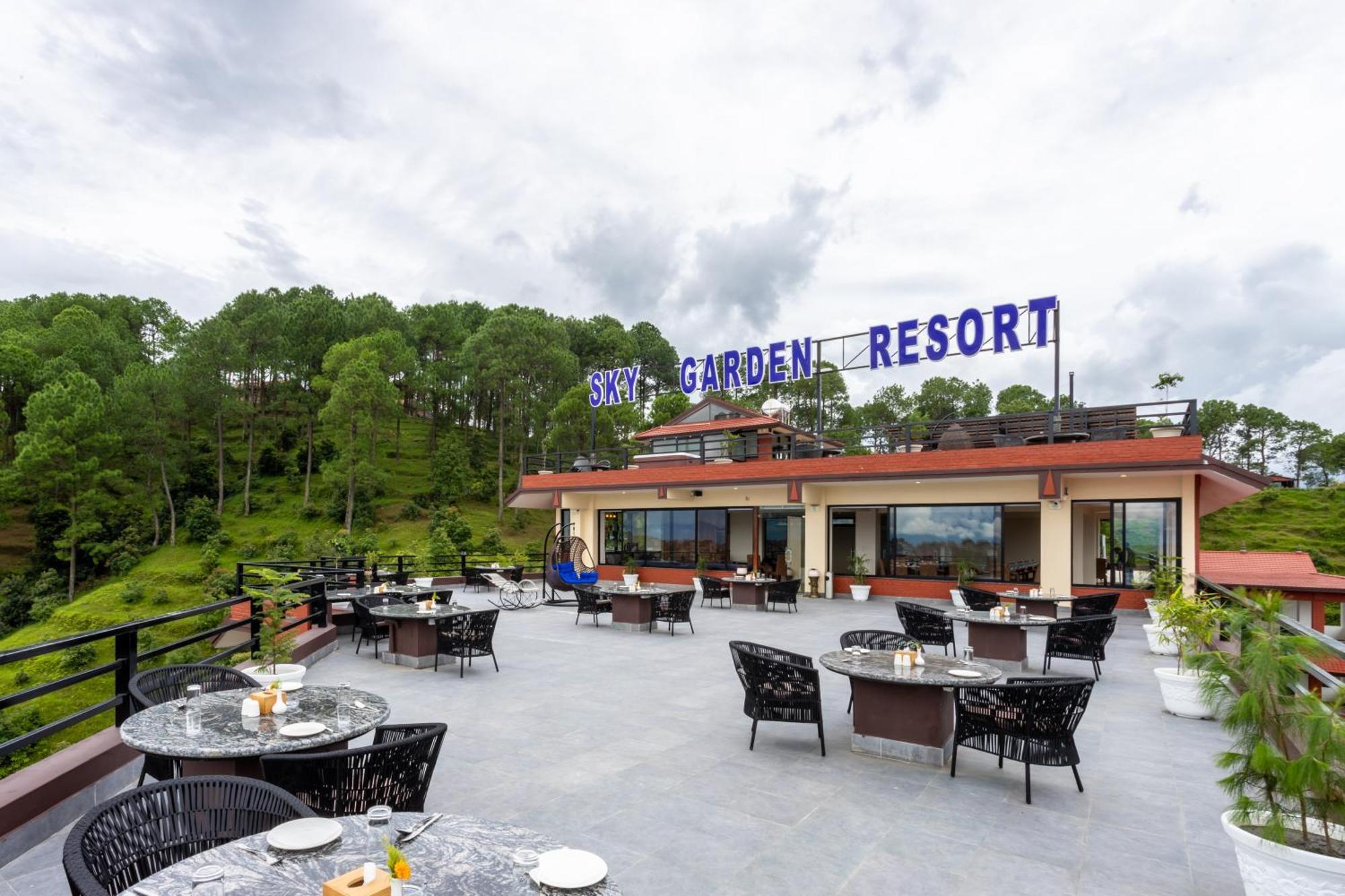 Sky Garden Resort Dhulikhel Exterior photo