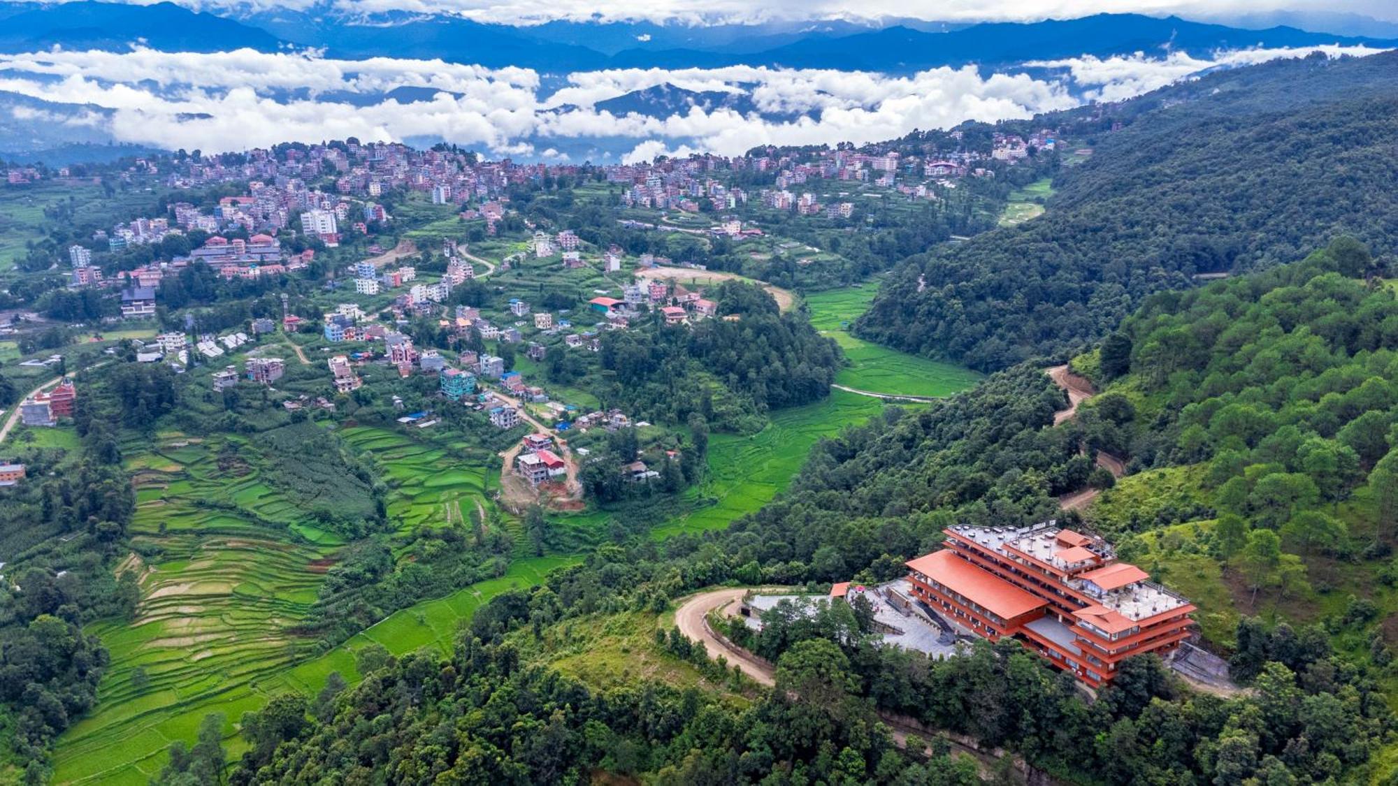 Sky Garden Resort Dhulikhel Exterior photo